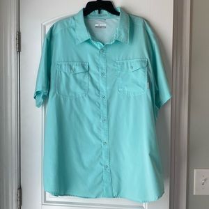 Columbia Short Sleeve Shirt